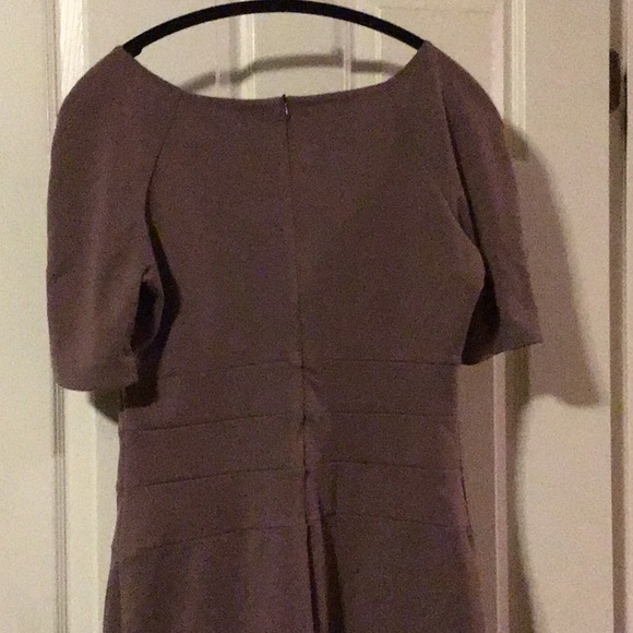 Lucian Matis Daphne sheath dress. - Picture 4 of 4